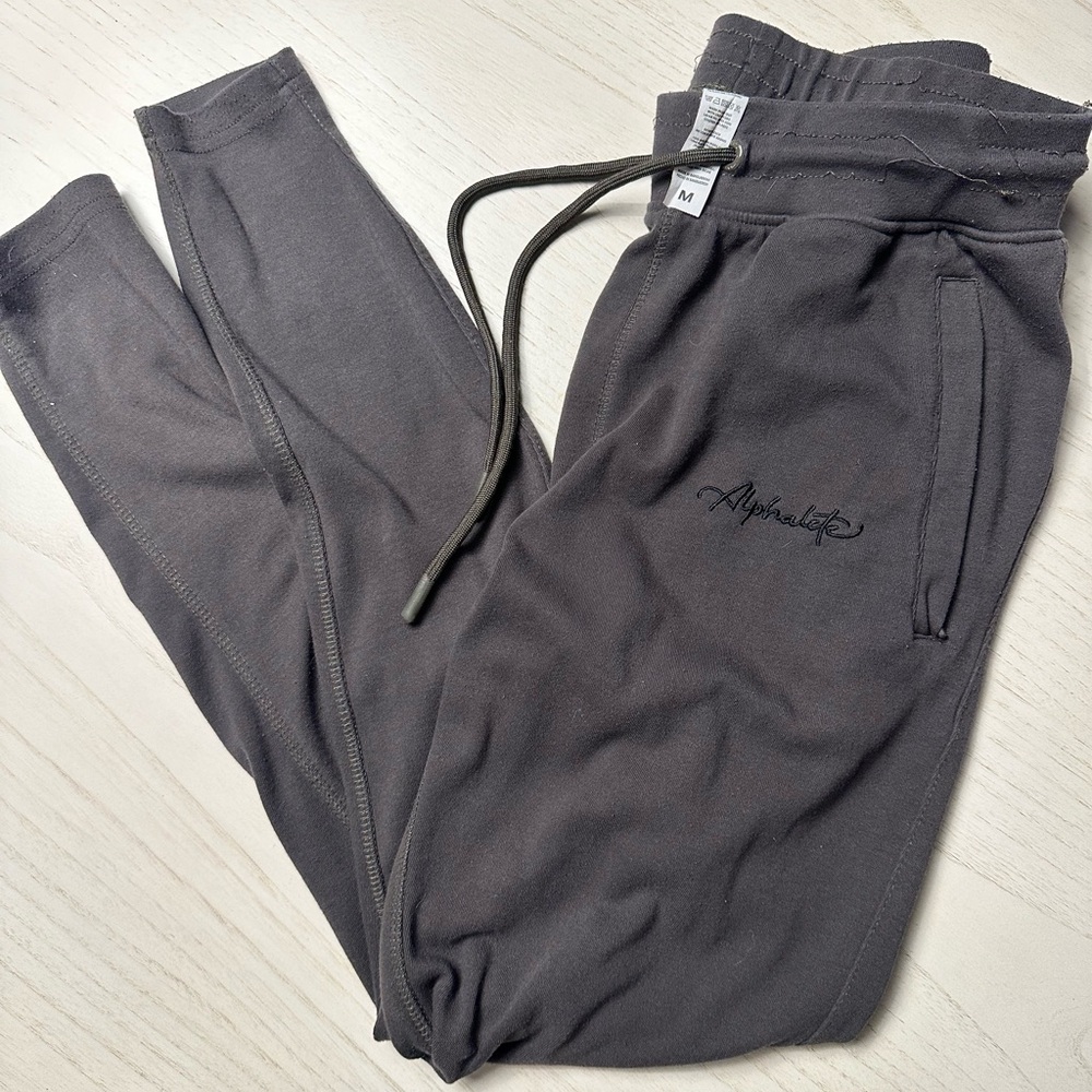 ALPHALETE women joggers